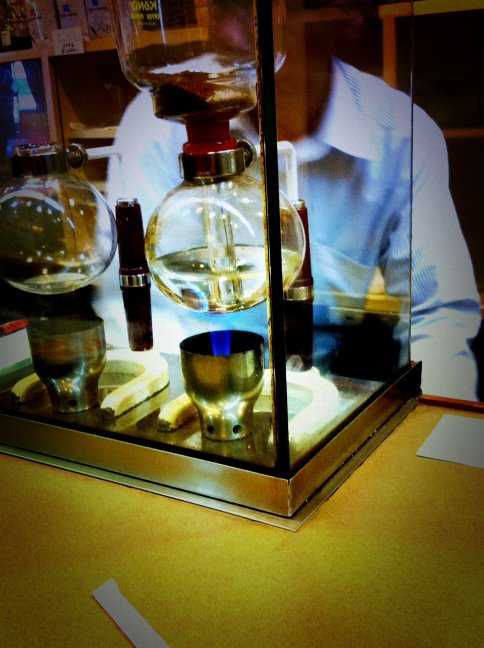 ���B�N�g���A