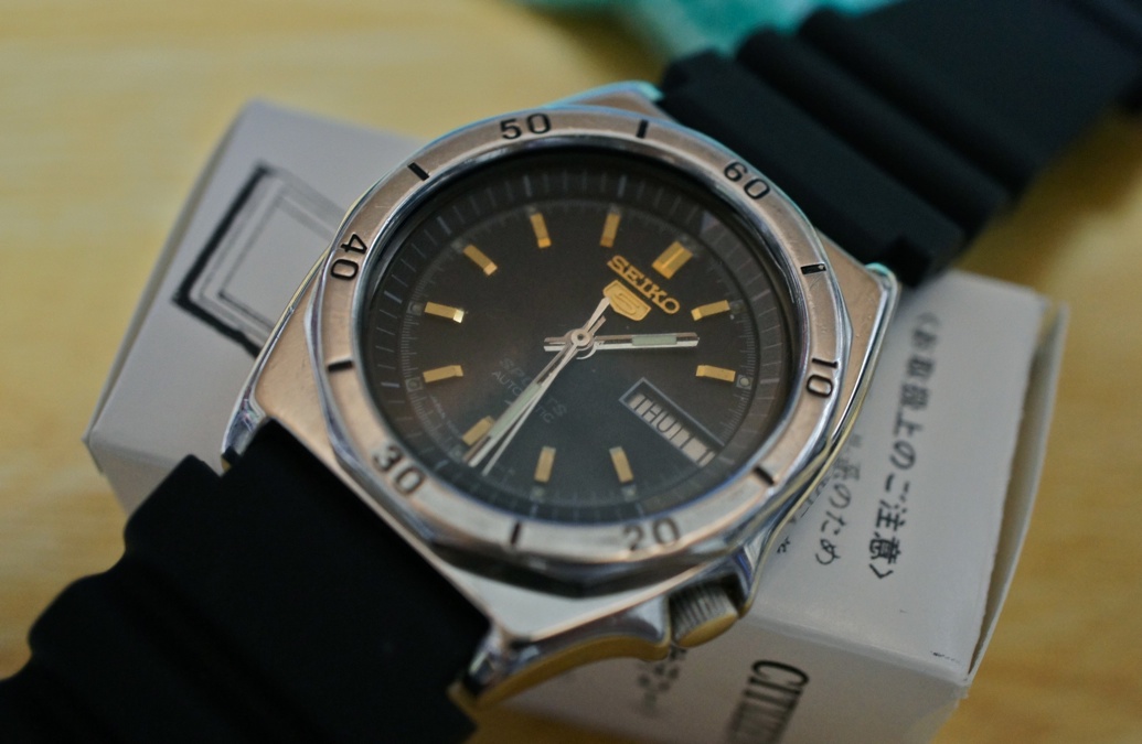 SEIKO 5 sports