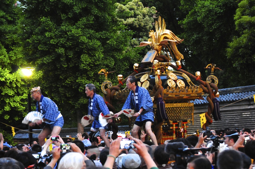 �_�c�� �s��_�`