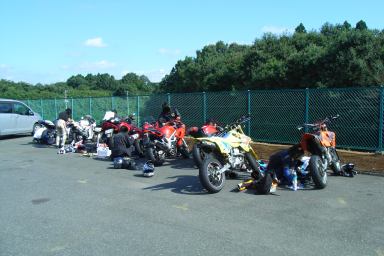 �A�j�X�e�X�����g�~��